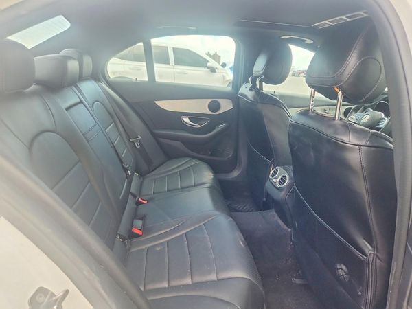 2019 MERCEDES-BENZ C C300