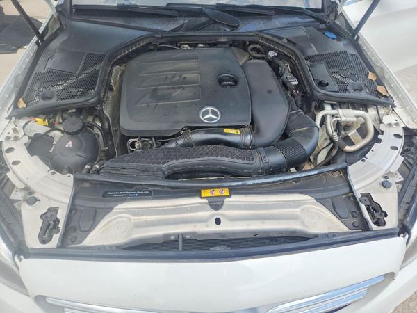 2019 MERCEDES-BENZ C C300