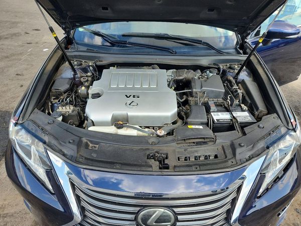 2017 LEXUS ES