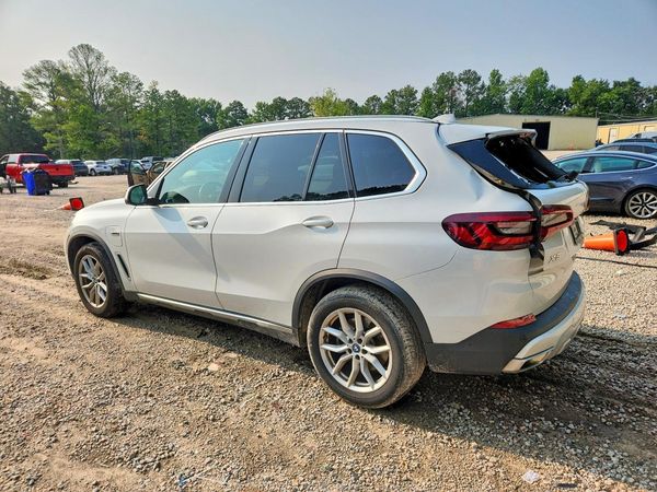 2023 BMW X5 xDrive45e