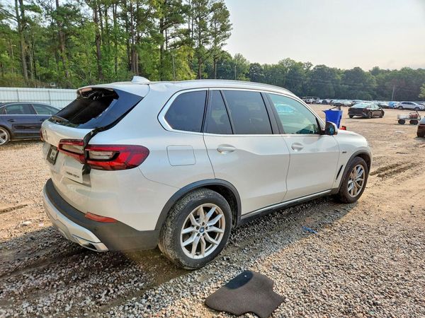 2023 BMW X5 xDrive45e