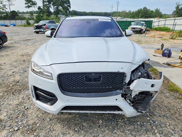 2018 JAGUAR F-PACE First Edition