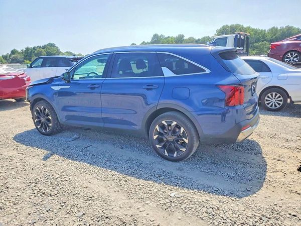 2025 KIA SORENTO EX; X-Line EX