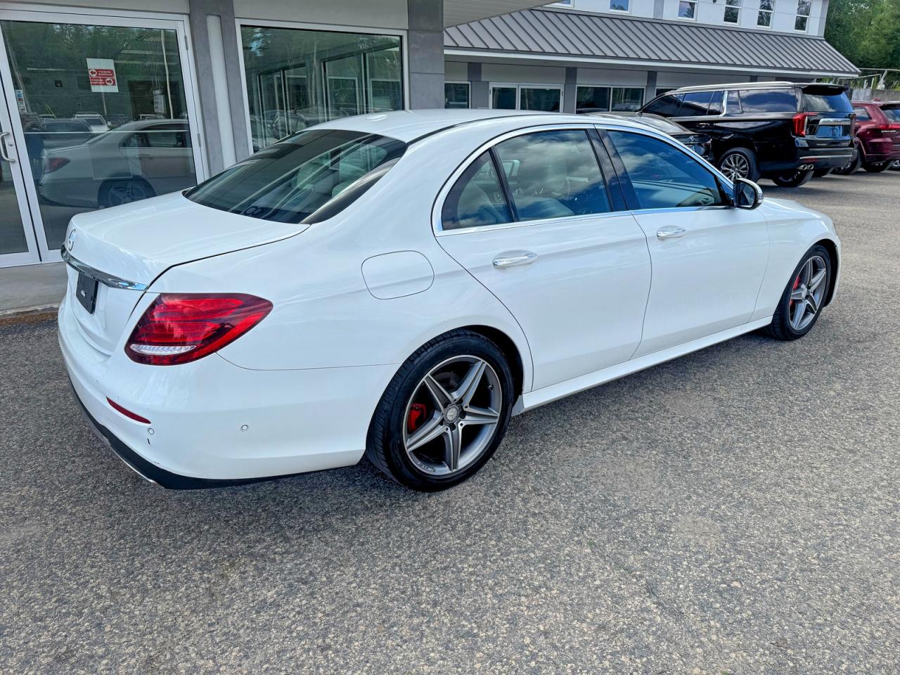 2017 MERCEDES-BENZ E E300