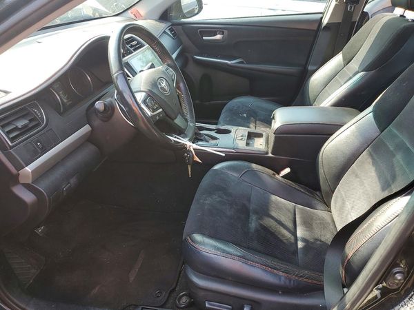 2016 TOYOTA CAMRY
