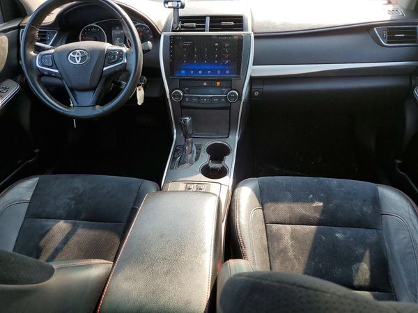 2016 TOYOTA CAMRY