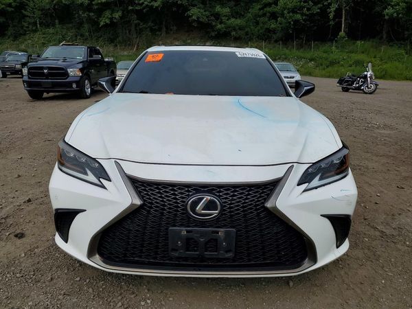 2019 LEXUS ES 350