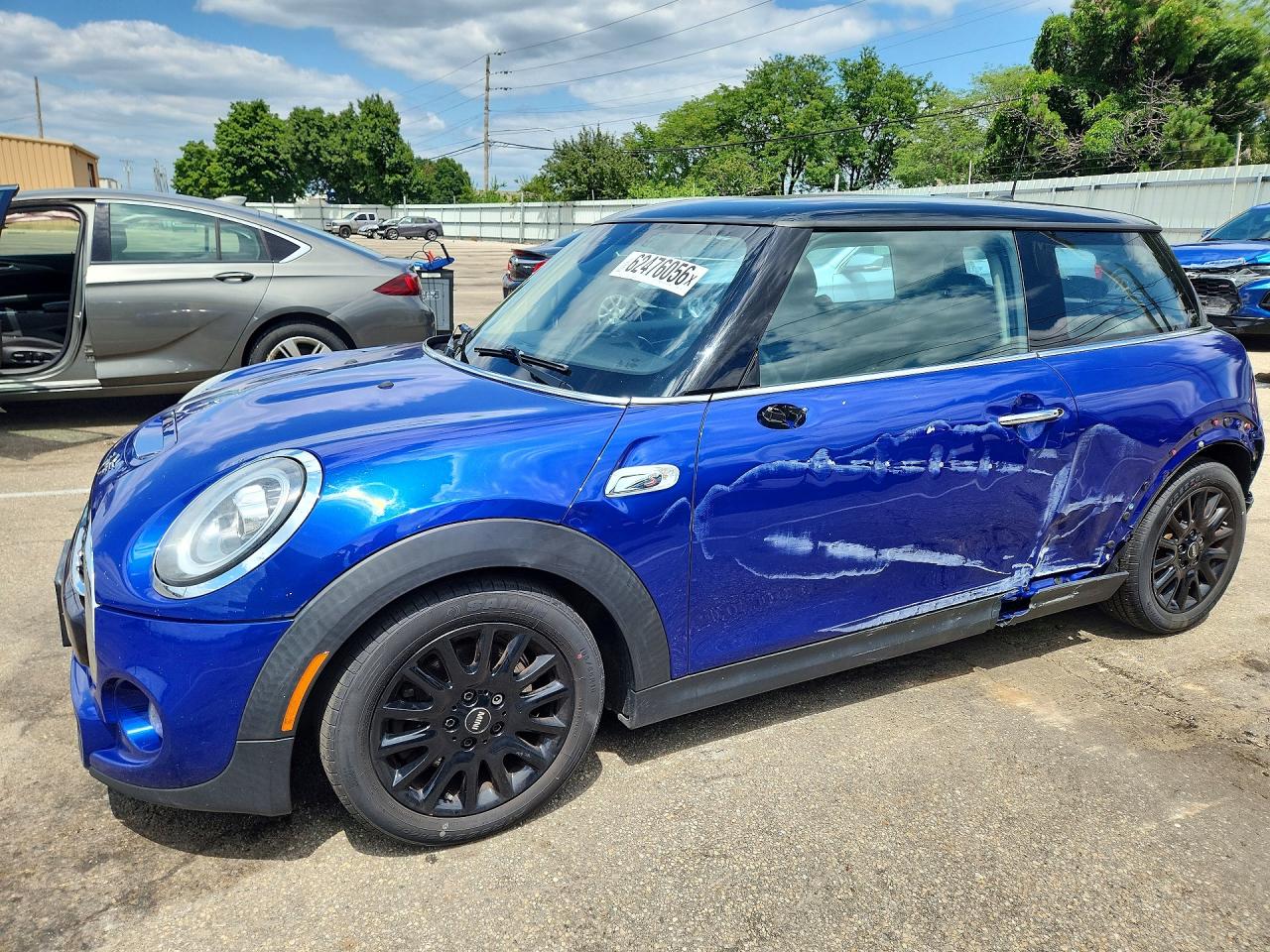2020 MINI COOPER