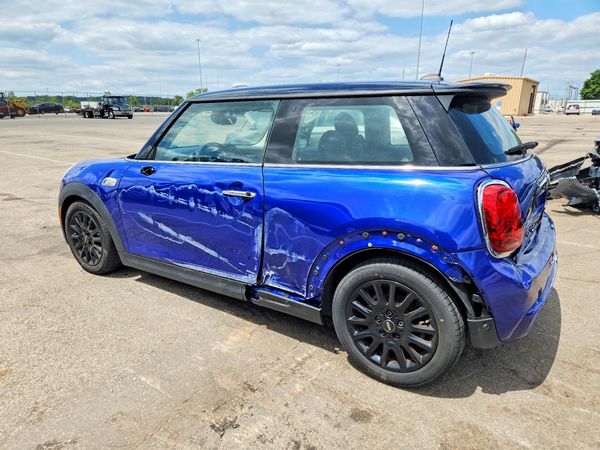 2020 MINI COOPER