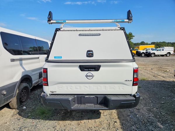 2025 NISSAN FRONTIER
