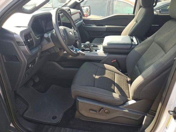 2025 FORD F150 XLT