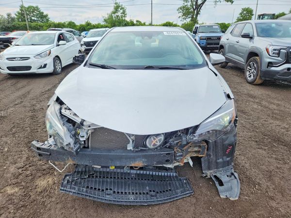 2018 TOYOTA COROLLA