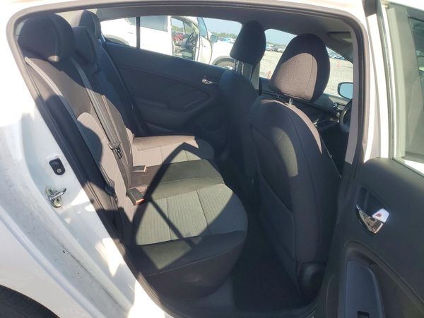 2015 KIA FORTE