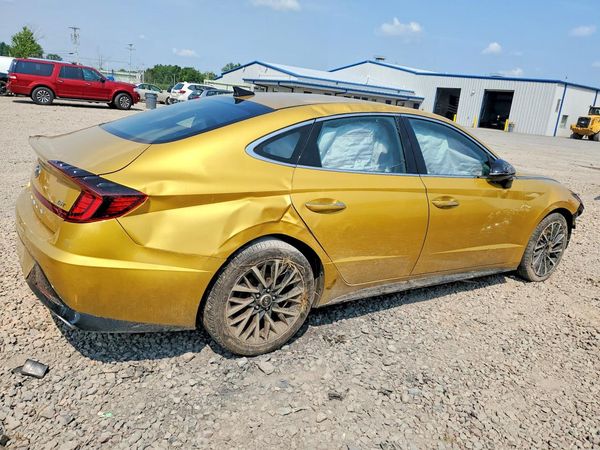 2020 HYUNDAI SONATA