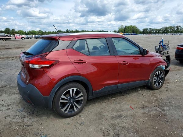 2020 NISSAN KICKS