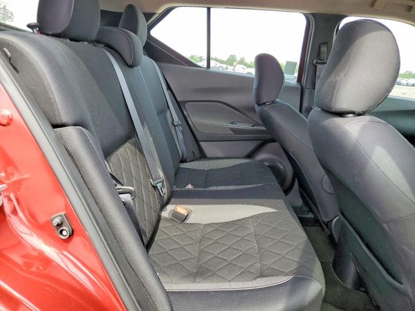 2020 NISSAN KICKS