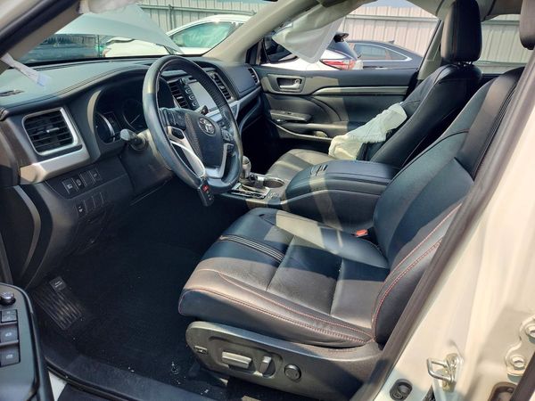 2019 TOYOTA HIGHLANDER SE/XLE