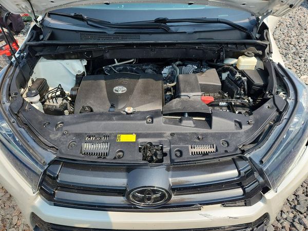 2019 TOYOTA HIGHLANDER SE/XLE