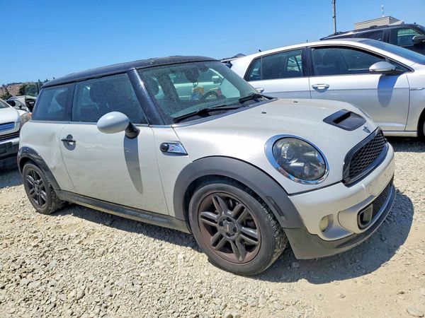 2012 MINI COOPER
