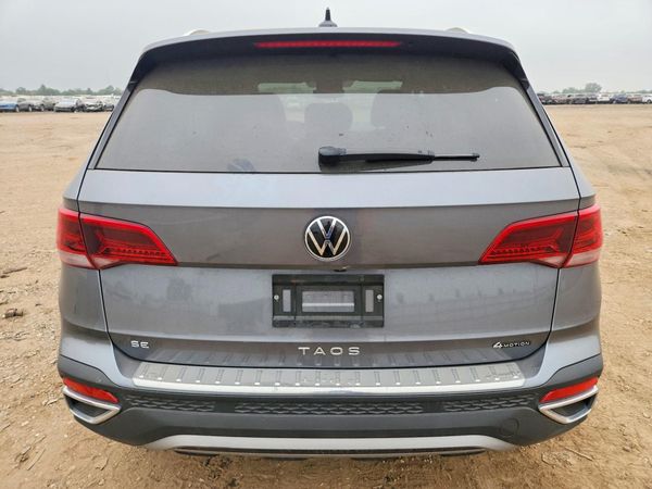 2024 VOLKSWAGEN TAOS 4Motion SE