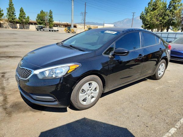 2016 KIA FORTE GL (Middle-Low Grade)