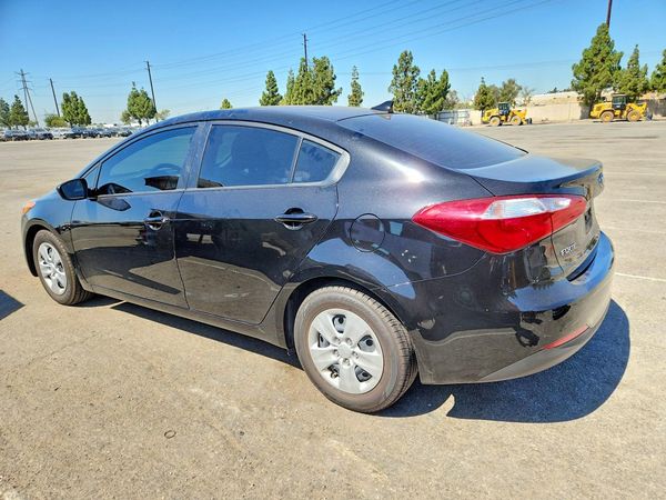 2016 KIA FORTE GL (Middle-Low Grade)