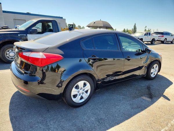 2016 KIA FORTE GL (Middle-Low Grade)