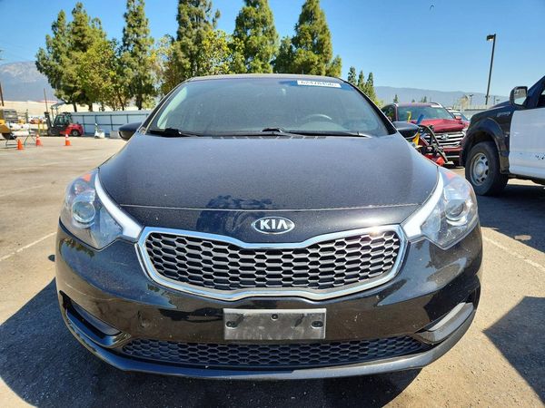 2016 KIA FORTE GL (Middle-Low Grade)