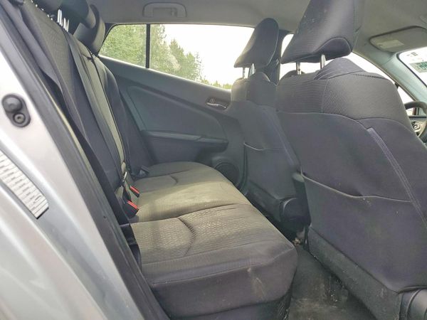 2016 TOYOTA PRIUS One/Two