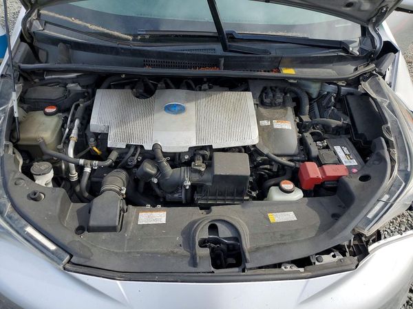 2016 TOYOTA PRIUS One/Two