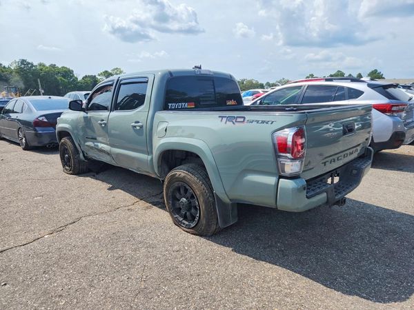 2022 TOYOTA TACOMA SR5