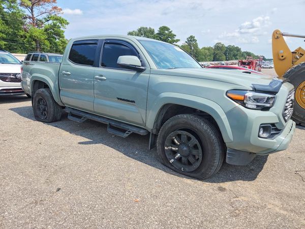 2022 TOYOTA TACOMA SR5