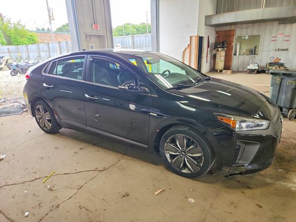 2018 HYUNDAI IONIQ Limited (HEV)