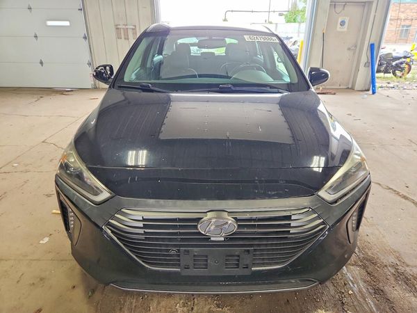 2018 HYUNDAI IONIQ Limited (HEV)