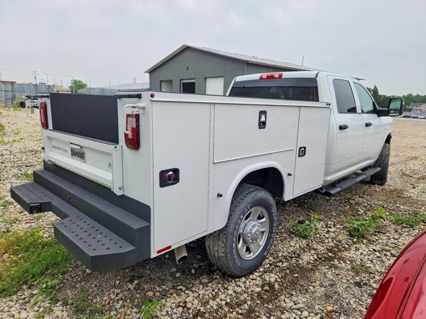 2024 RAM 2500 TRADESMAN CREW CAB 4X4