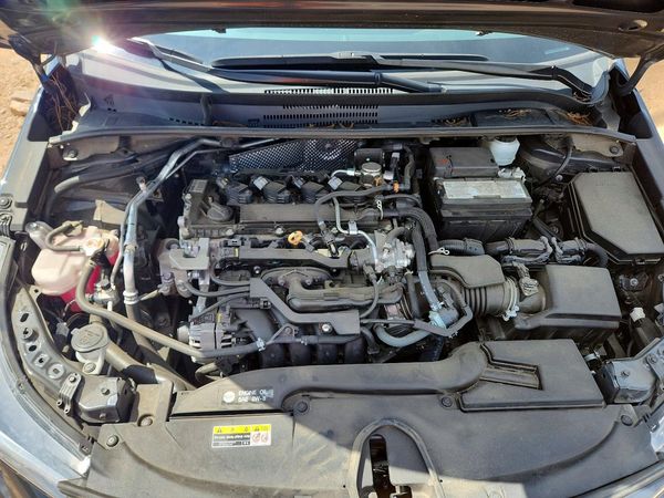 2024 TOYOTA COROLLA SE