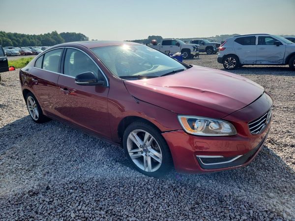 2014 VOLVO S60