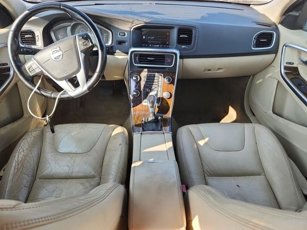 2014 VOLVO S60