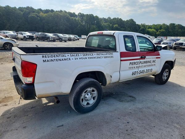 2016 TOYOTA TACOMA SR/SR5