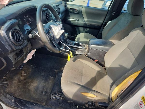 2016 TOYOTA TACOMA SR/SR5
