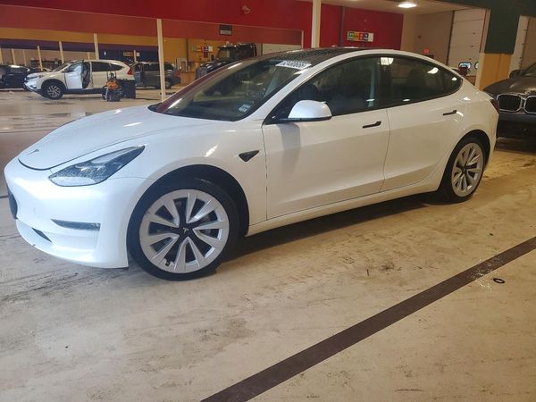2021 TESLA MODEL 3