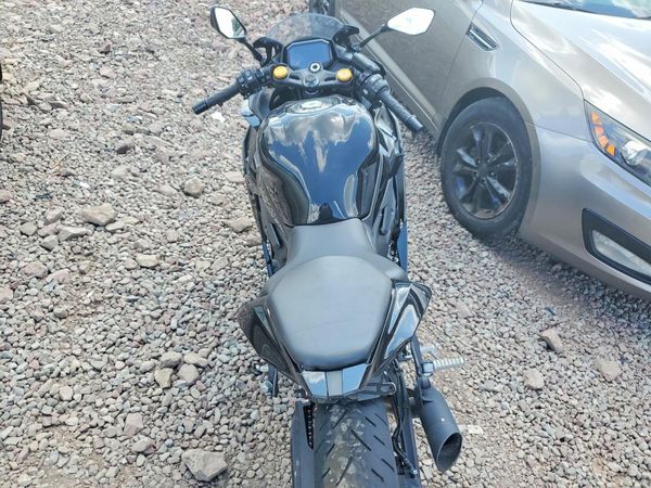 2024 KAWASAKI ZX400