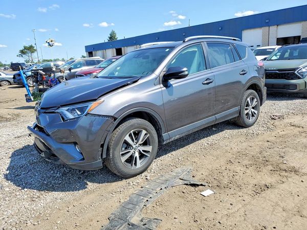 2017 TOYOTA RAV4 XLE