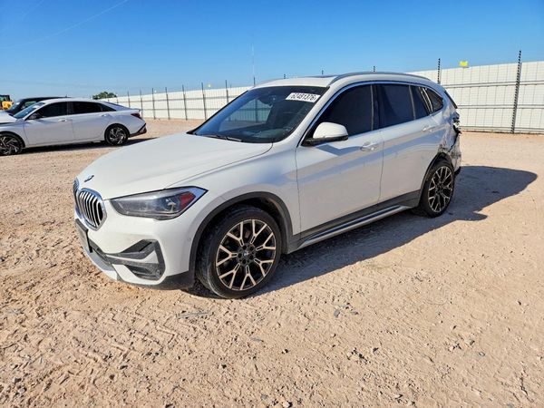 2022 BMW X1