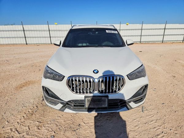 2022 BMW X1