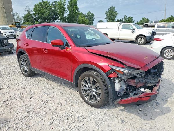 2019 MAZDA CX-5 Signature
