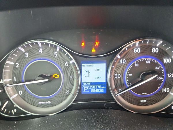 2015 INFINITI QX80