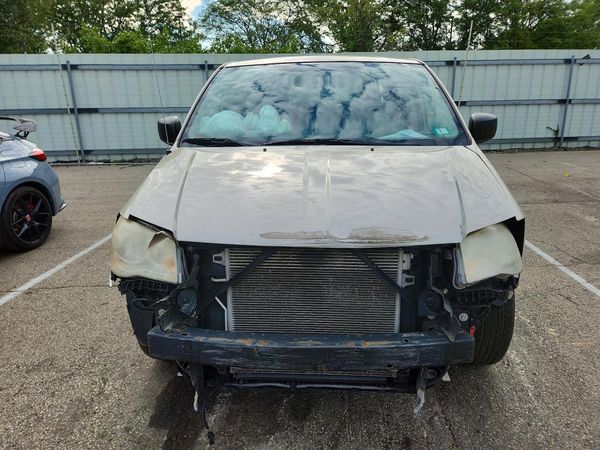 2013 DODGE GRAND CARAVAN SE