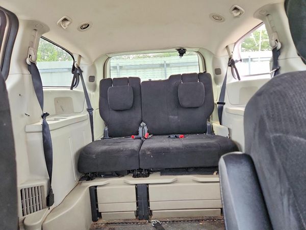 2013 DODGE GRAND CARAVAN SE