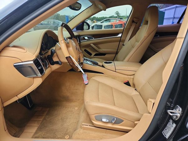2012 PORSCHE PANAMERA Base (2WD), 4 (4WD)